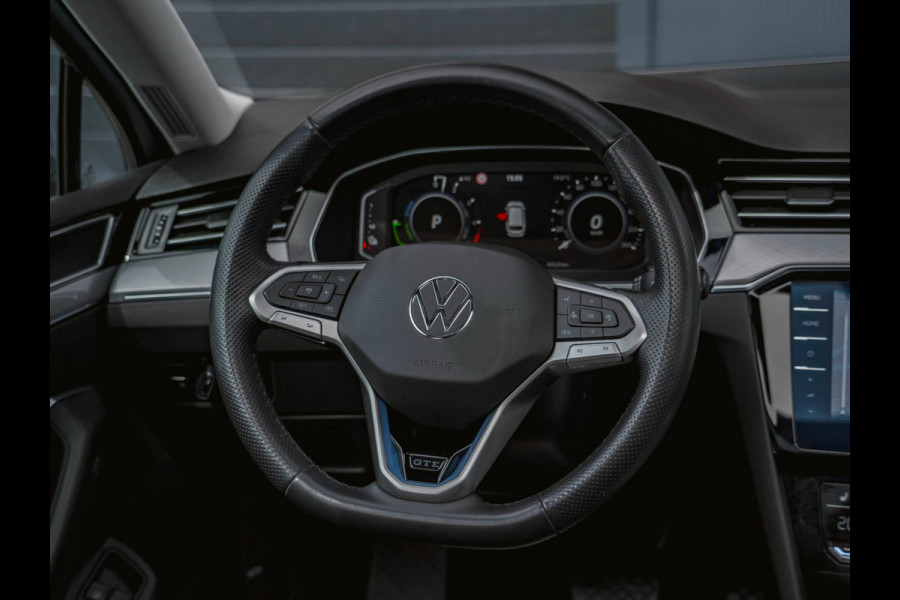 Volkswagen Passat Variant 1.4 TSI PHEV GTE Business Pano|Trekhaak|Camera|ACC|Stoelverwarming|Ergocomfort|Massage