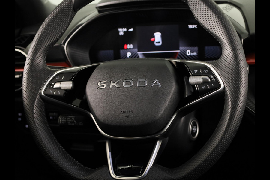 Škoda Fabia 1.0 TSI Monte Carlo 115 PK DSG | Verlengde garantie | Navigatie via app | Stoelverwarming | Adaptieve cruise control | Side assist |