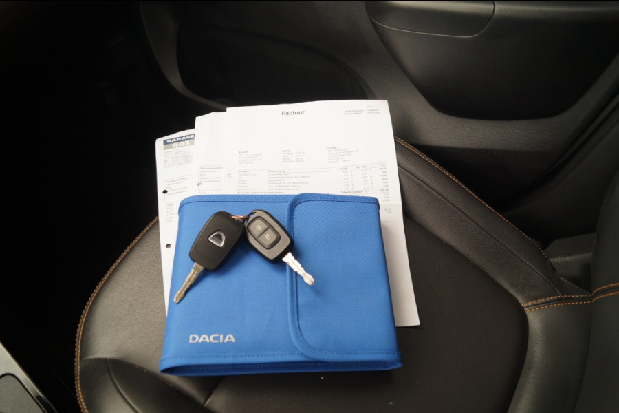 Dacia Spring Comfort Plus Orange Pack 27kWh -SOH92%-LEER-CAM-