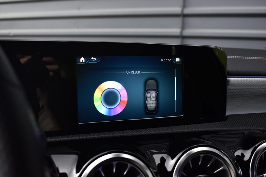 Mercedes-Benz A-Klasse 250 e AMG Line | Sfeerverlichting | Stoelverwarming | 18'' Wielen | CarPlay | Navigatie |