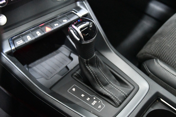 Audi Q3 45 TFSI quattro 3x S Line edition one, Pano, B&O