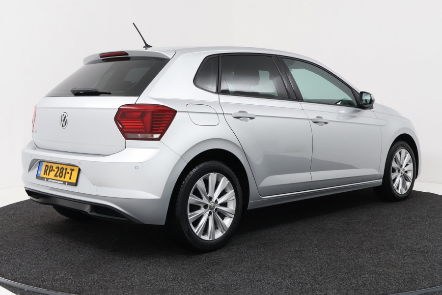 Volkswagen Polo 1.0 TSI Highline (PARKEERSENSOREN, CRUISE CONTROL ADAPTIEF, CARPLAY)