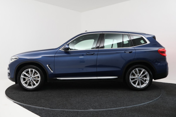 BMW X3 XDrive30i High Executive (PANORAMADAK, TREKHAAK, STOELVERWARMING, CAMERA, NAVIGATIE, DEALER ONDERHOUDEN)