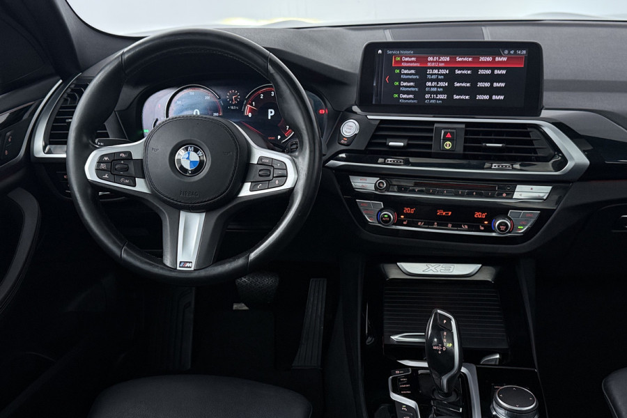 BMW X3 XDrive30i High Executive (PANORAMADAK, TREKHAAK, STOELVERWARMING, CAMERA, NAVIGATIE, DEALER ONDERHOUDEN)