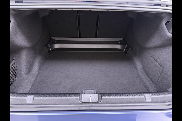 Mercedes-Benz EQE 300 Business Edition 98kWh Pano.schuifdak Warmtepomp Leder Camera Stoelverwarming Apple Carplay Android Auto Navi Ecc Pdc Elek.Stoelen Lmv 19" Led DAB Rijstrooksensor Accugarantie tot 28-3-2034/250.000km 1e Eigenaar Origineel Nederlandse Auto