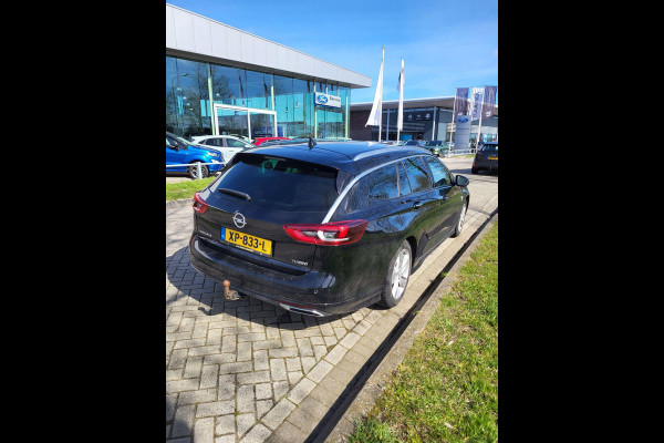 Opel Insignia Sports Tourer 1.6 Turbo 200 PK Innovation Automaat | Trekhaak | Leren bekleding | 18 INCH Lichtmetalen Velgen | Camera | Navigatie