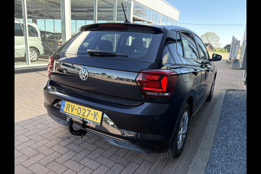 Volkswagen Polo 1.0 TSi 95pk Comfortline Executive 5-drs. NAVI/CARPLAY/DAB/ADAPT.CRUISE/PDC/AFN.TREKHAAK/1E EIGENAAR!