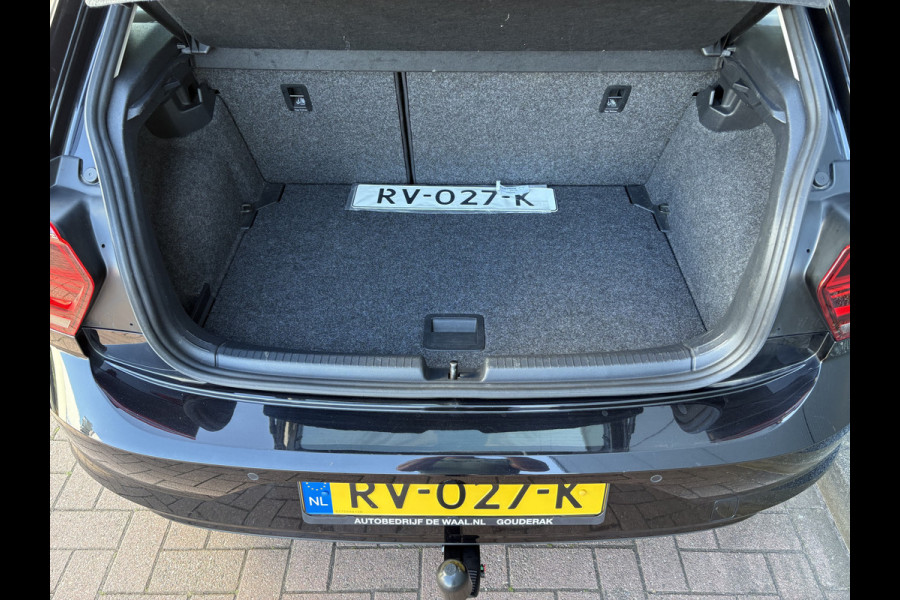 Volkswagen Polo 1.0 TSi 95pk Comfortline Executive 5-drs. NAVI/CARPLAY/DAB/ADAPT.CRUISE/PDC/AFN.TREKHAAK/1E EIGENAAR!