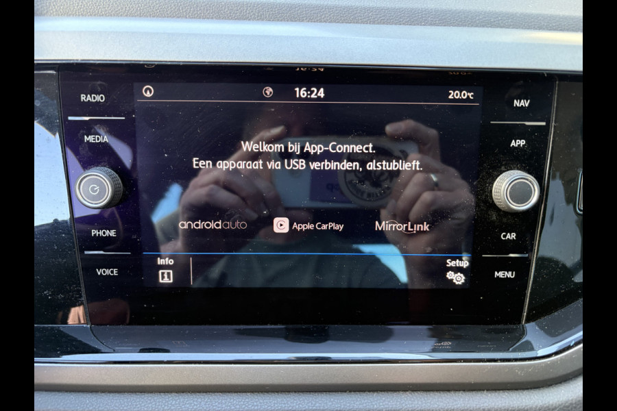 Volkswagen Polo 1.0 TSi 95pk Comfortline Executive 5-drs. NAVI/CARPLAY/DAB/ADAPT.CRUISE/PDC/AFN.TREKHAAK/1E EIGENAAR!