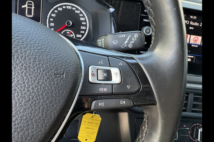 Volkswagen Polo 1.0 TSi 95pk Comfortline Executive 5-drs. NAVI/CARPLAY/DAB/ADAPT.CRUISE/PDC/AFN.TREKHAAK/1E EIGENAAR!