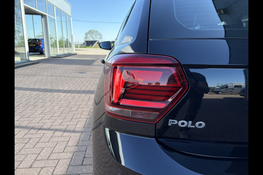 Volkswagen Polo 1.0 TSi 95pk Comfortline Executive 5-drs. NAVI/CARPLAY/DAB/ADAPT.CRUISE/PDC/AFN.TREKHAAK/1E EIGENAAR!