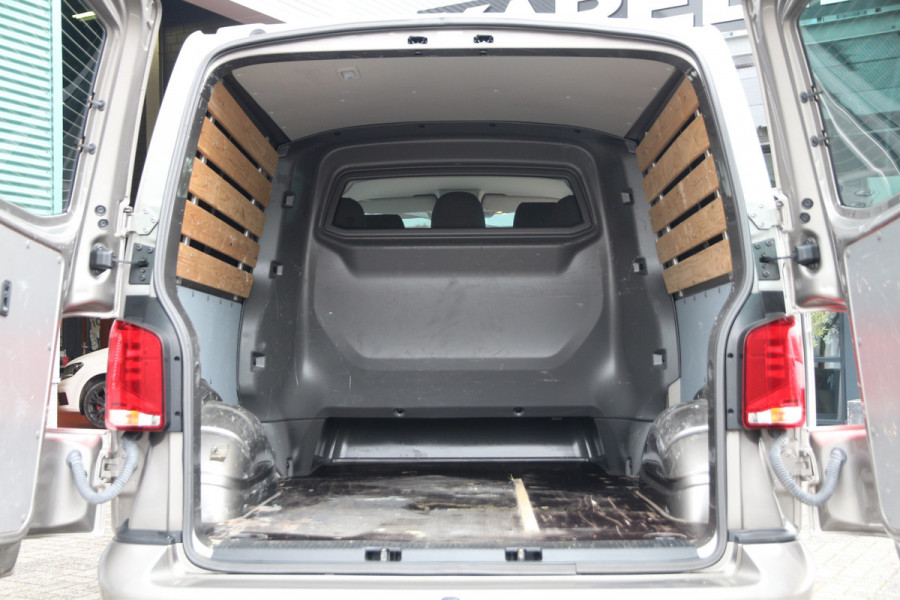 Volkswagen Transporter 2.0 TDI 150 | Aut. | DC | L2H1 | Navi | Camera | Airco..