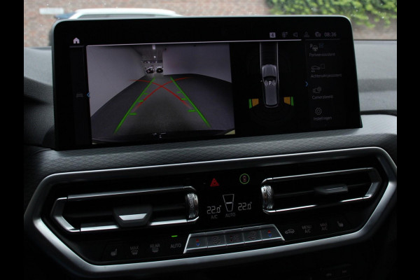 BMW X3 xDrive30e 292pk M-Sport Executive PHEV DEMO ! Camera Electrische achterklep Navigatie Apple Carplay/Android Auto Parkeer sensoren