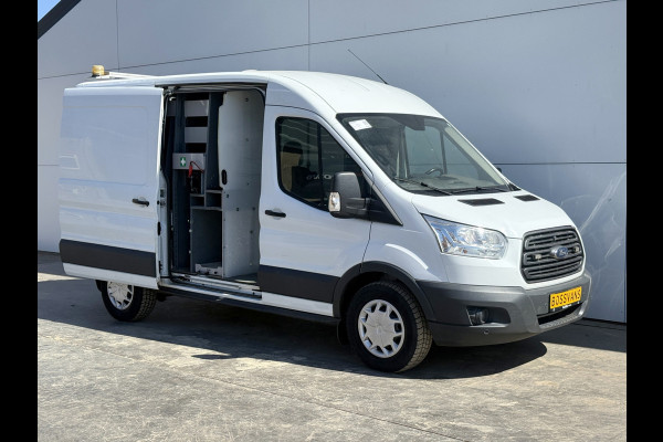 Ford Transit 2.0 TDCI 130PK L2H2 Airco Cruise Control Parkeersensoren Stoelverwarming Zwaailampen Kastwand Inbouw
