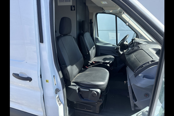 Ford Transit 2.0 TDCI 130PK L2H2 Airco Cruise Control Parkeersensoren Stoelverwarming Zwaailampen Kastwand Inbouw