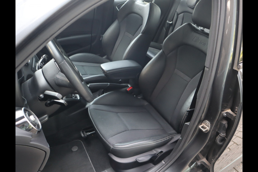 Audi A1 Sportback 1.0 TFSI Advance Sport Navi / Airco / Cruise / Lm17'' /  S-LINE