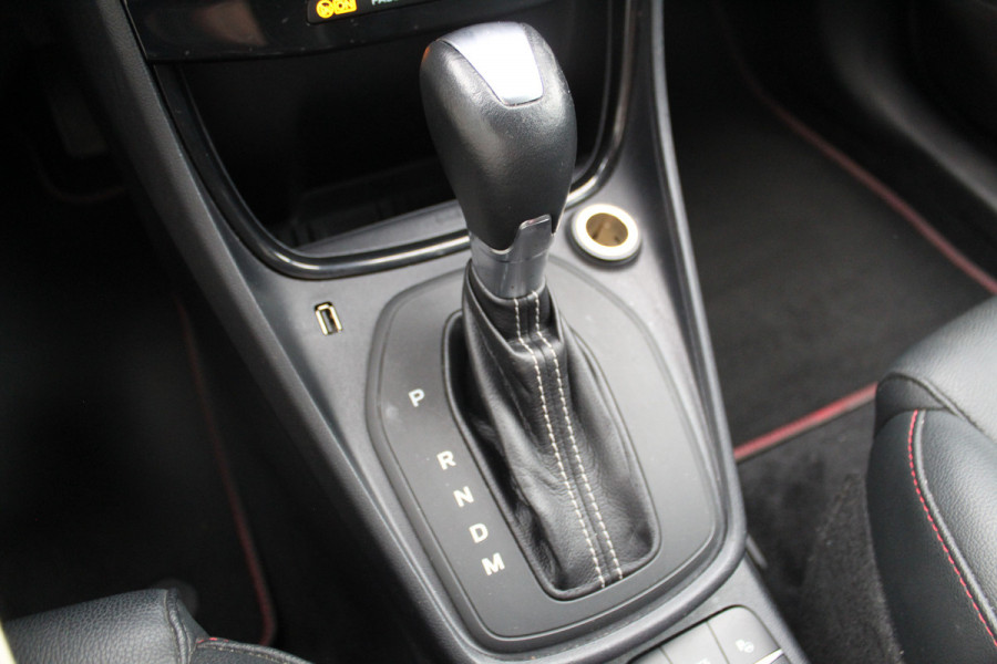 Ford Puma 1.0 EcoBoost Hybrid ST-Line X AUTOMAAT! Erg nette en goed onderhouden Ford Puma ! airco, navigatie, telefoonvoorb., cruise control, lane assist, B&O soundsystem, LED verlichting, camera, parkeersensoren v+a etc.