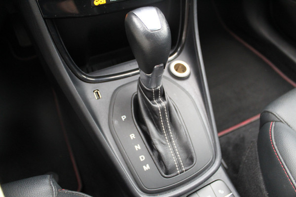 Ford Puma 1.0 EcoBoost Hybrid ST-Line X AUTOMAAT! Erg nette en goed onderhouden Ford Puma ! airco, navigatie, telefoonvoorb., cruise control, lane assist, B&O soundsystem, LED verlichting, camera, parkeersensoren v+a etc.