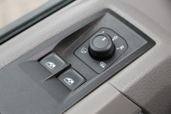 Volkswagen Crafter 2.0 TDI 177 | Aut. | 4Motion | Standkachel | Werkplaats inrichting | Airco..