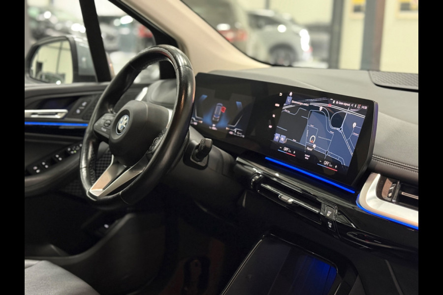 BMW 2 Serie Active Tourer 225e xDrive 245pk | Plug-in 4x4 | 360° | Leder