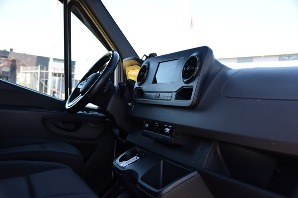 Mercedes-Benz Sprinter 316 2.2 CDI L2H2 PB Edition Camera, Cruise, Carplay, 164pk, LED, Stoelverwarming, Automaat, Multimedia, Sensoren, Uniek!