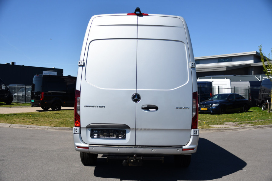 Mercedes-Benz Sprinter 316 2.2 CDI L2H2 PB Edition Camera, Cruise, Carplay, 164pk, LED, Stoelverwarming, Automaat, Multimedia, Sensoren, Uniek!