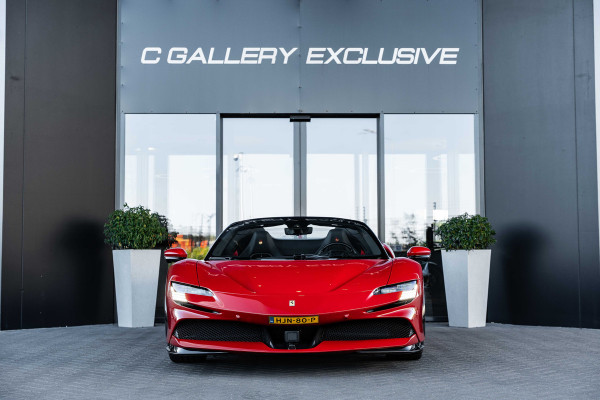 Ferrari SF90 Spider 4.0 V8 - Origineel NL | Rosso Corsa | Lift | JBL
