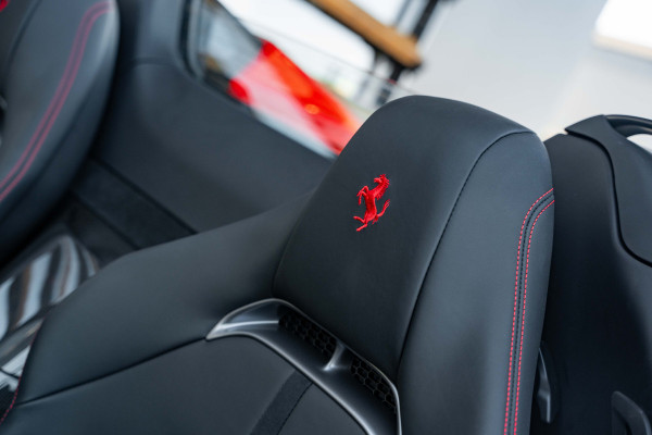 Ferrari SF90 Spider 4.0 V8 - Origineel NL | Rosso Corsa | Lift | JBL