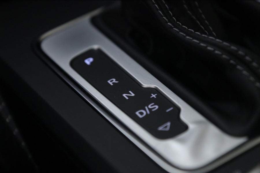 Audi Q2 35 TFSI S Edition 3x S-Line PANO/CARPLAY/KEYLESS/SFEER/VOL