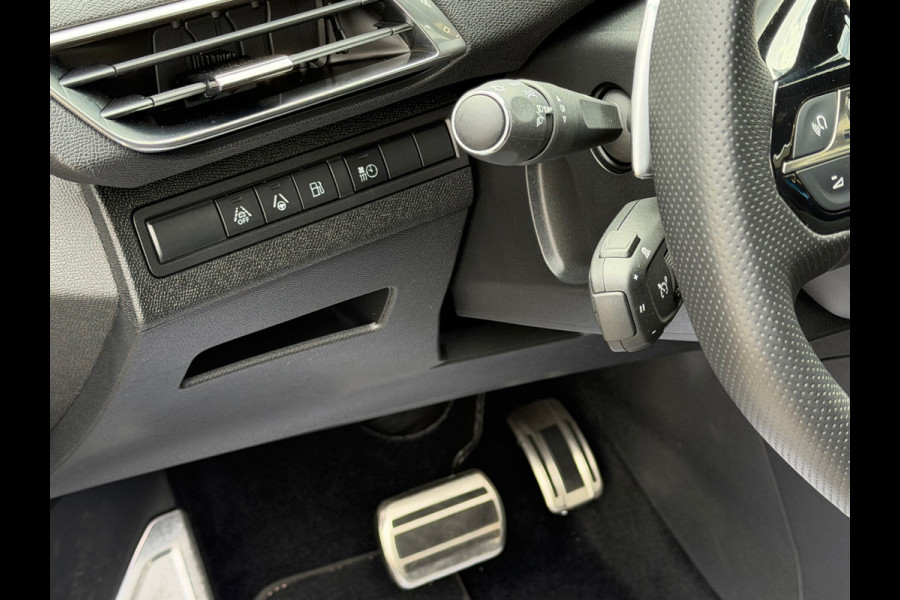 Peugeot 3008 1.6 HYbrid 225 GT Pack Business | Navigatie |Camera | Cruise | Clima | Trekhaak | 18".