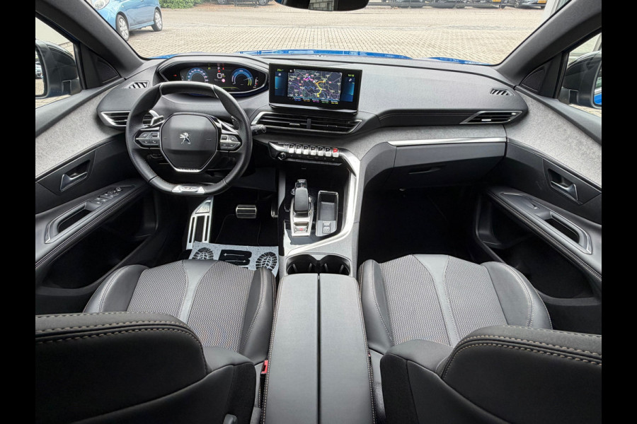 Peugeot 3008 1.6 HYbrid 225 GT Pack Business | Navigatie |Camera | Cruise | Clima | Trekhaak | 18".
