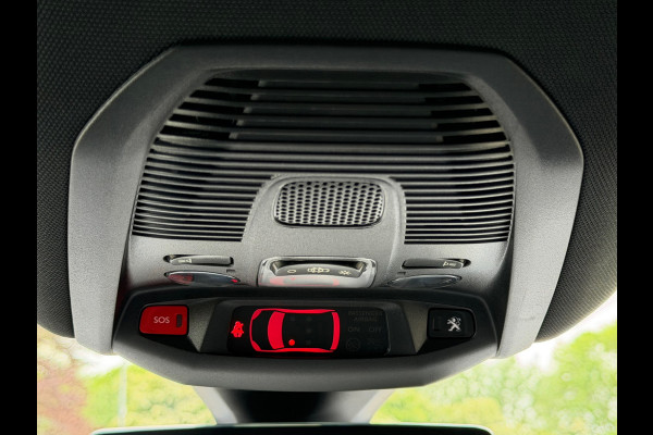 Peugeot 3008 1.6 HYbrid 225 GT Pack Business | Navigatie |Camera | Cruise | Clima | Trekhaak | 18".