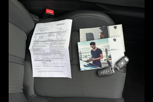 Peugeot 3008 1.6 HYbrid 225 GT Pack Business | Navigatie |Camera | Cruise | Clima | Trekhaak | 18".
