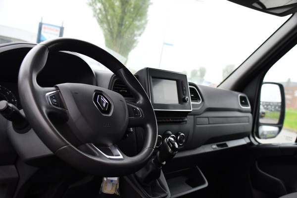 Renault Master T35 2.3 dCi 150 L2H2 Black Edition Cruise, Camera, Carplay, 150pk, Multimedia, LED, NAVI, Trekhaak, Uniek!
