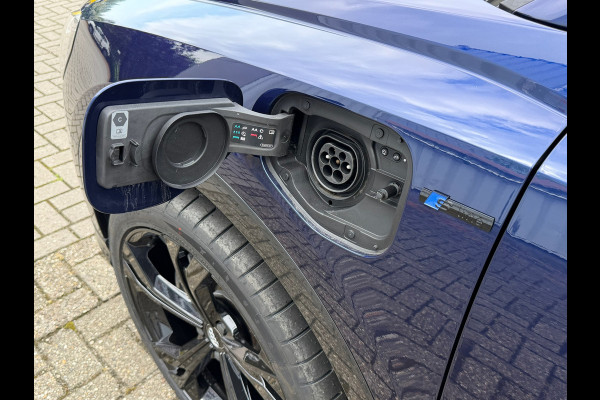 Audi Q3 Sportback 45 TFSI e S Edition 245 Pk | Navigatie | Voll Leder | ACC | Clima | Camera | 20"Licht metaal.