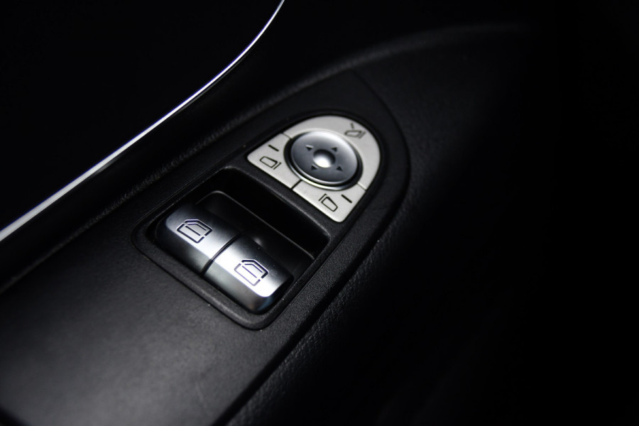Mercedes-Benz Vito 119 CDI L2 PB Edition Cruise, Camera, Carplay, 190pk, LED, Stoelverwarming, Clima, Standkachel, Multimedia, Uniek!