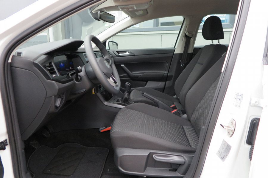 Volkswagen Polo 1.0 TSI 95pk Airco , App connect, Navi via app, Smartphone integratie, DAB+ radio, Stuurwiel multifunctioneel, etc.