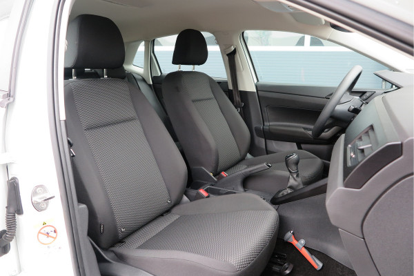 Volkswagen Polo 1.0 TSI 95pk Airco , App connect, Navi via app, Smartphone integratie, DAB+ radio, Stuurwiel multifunctioneel, etc.