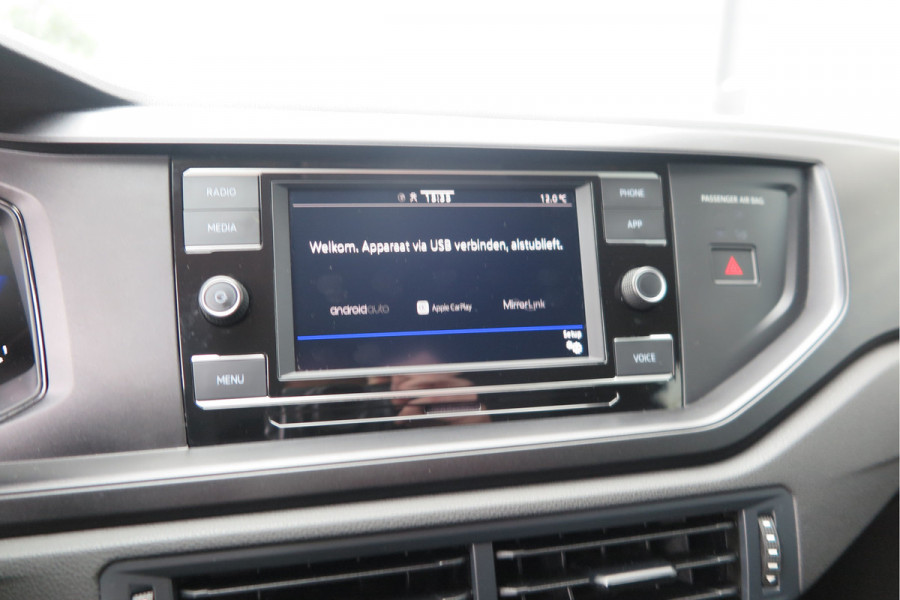 Volkswagen Polo 1.0 TSI 95pk Airco , App connect, Navi via app, Smartphone integratie, DAB+ radio, Stuurwiel multifunctioneel, etc.