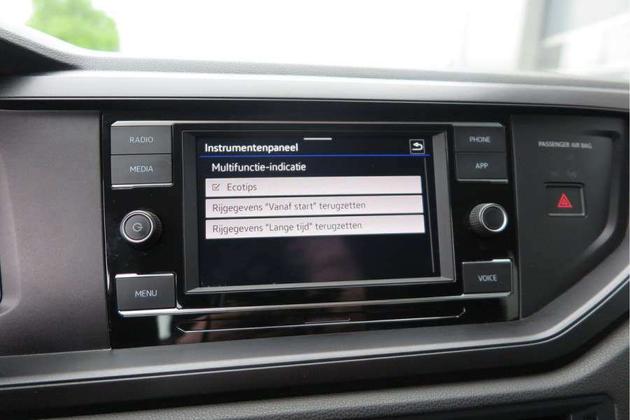 Volkswagen Polo 1.0 TSI 95pk Airco , App connect, Navi via app, Smartphone integratie, DAB+ radio, Stuurwiel multifunctioneel, etc.