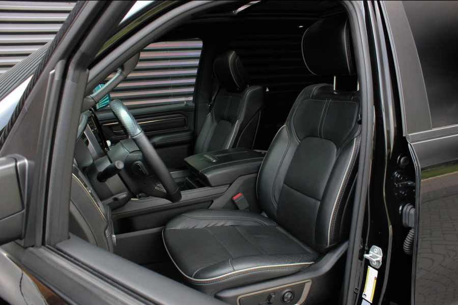 Dodge Ram 1500 5.7 V8 4x4 CREW CAB LIMITED 2020 100DKM / PANO-DAK / COMPLETE HISTORY / FULL OPTIONS / LUCHTVERING / GROOT NAVI