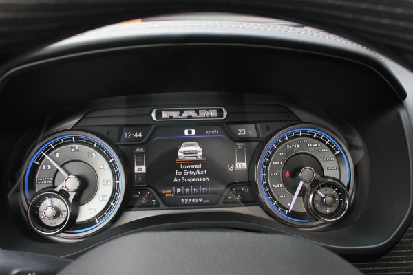Dodge Ram 1500 5.7 V8 4x4 CREW CAB LIMITED 2020 100DKM / PANO-DAK / COMPLETE HISTORY / FULL OPTIONS / LUCHTVERING / GROOT NAVI