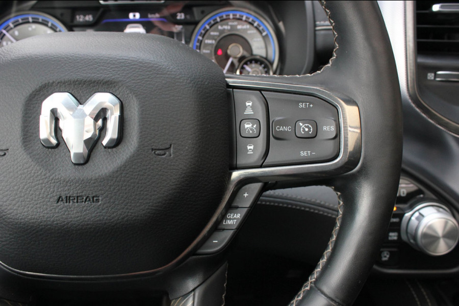Dodge Ram 1500 5.7 V8 4x4 CREW CAB LIMITED 2020 100DKM / PANO-DAK / COMPLETE HISTORY / FULL OPTIONS / LUCHTVERING / GROOT NAVI