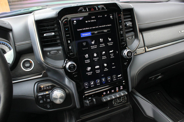 Dodge Ram 1500 5.7 V8 4x4 CREW CAB LIMITED 2020 100DKM / PANO-DAK / COMPLETE HISTORY / FULL OPTIONS / LUCHTVERING / GROOT NAVI