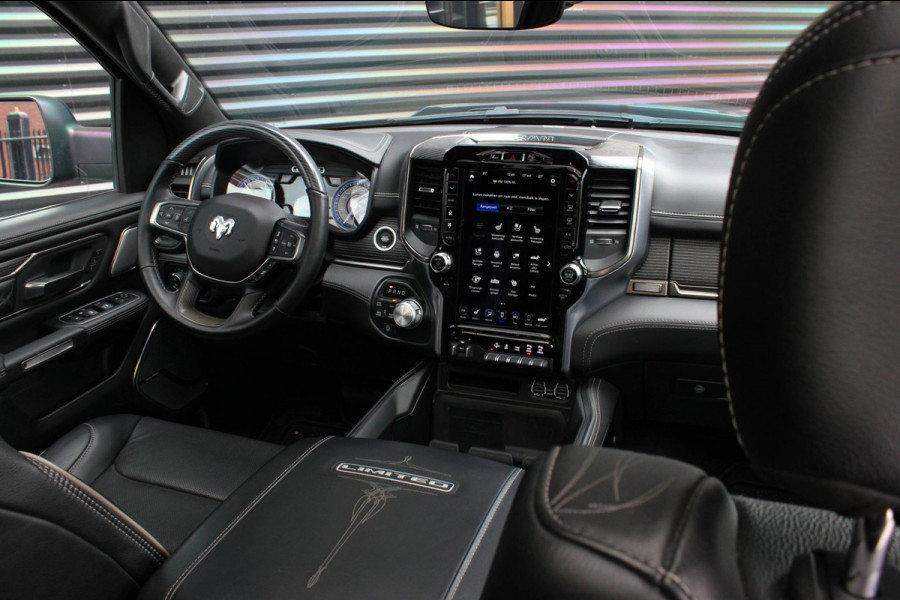 Dodge Ram 1500 5.7 V8 4x4 CREW CAB LIMITED 2020 100DKM / PANO-DAK / COMPLETE HISTORY / FULL OPTIONS / LUCHTVERING / GROOT NAVI