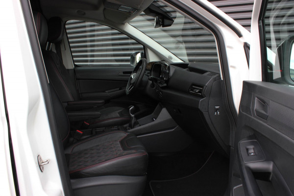 Volkswagen Caddy Cargo 2.0 TDI 199PK JB- EDITION / MAXTRON / SIDE- BARS / VERLAGING / ELEK- PAKKET / PDC / CAMERA / BLACK OPS