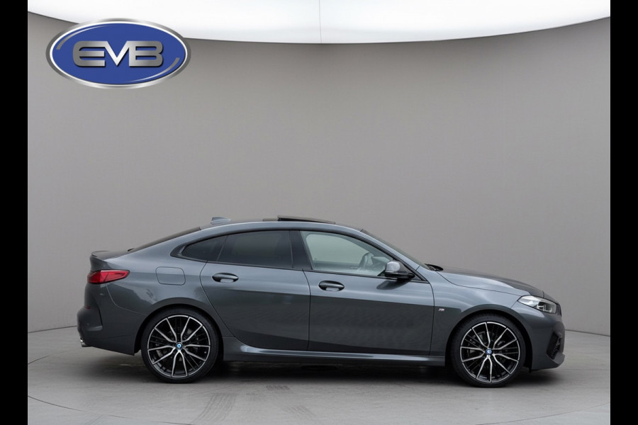 BMW 2 Serie Gran Coupé 218i AUTOMAAT M- Sport pakket, panoramadak,stoelverwarming, adaptief cruise controle, 19 inch
