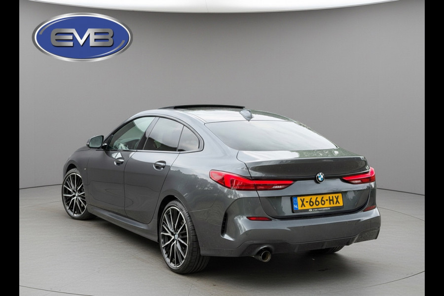 BMW 2 Serie Gran Coupé 218i AUTOMAAT M- Sport pakket, panoramadak,stoelverwarming, adaptief cruise controle, 19 inch