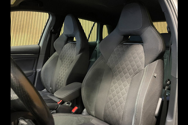 Škoda Kamiq 1.0 TSI Active|TREKHAAK|ACC|ANDROID AUTO|APPLE CARPLAY|CLIMATE CONTROL|DIGITAL COCKPIT|STOELVERWARMING|PDC V+A|LMV|