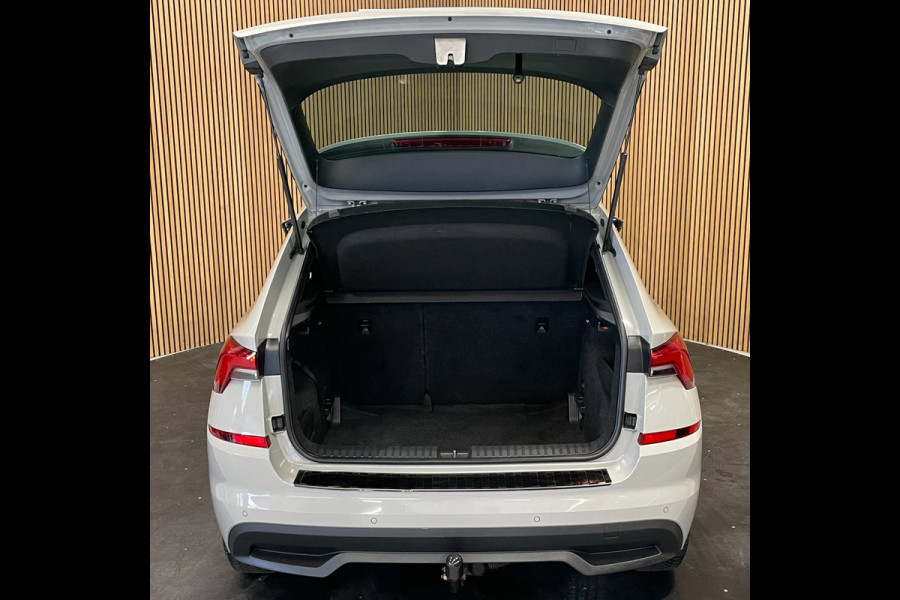 Škoda Kamiq 1.0 TSI Active|TREKHAAK|ACC|ANDROID AUTO|APPLE CARPLAY|CLIMATE CONTROL|DIGITAL COCKPIT|STOELVERWARMING|PDC V+A|LMV|